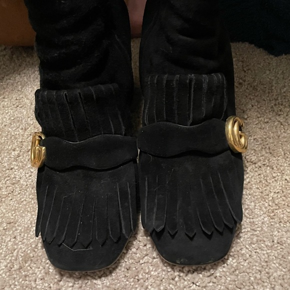 EUC BLACK SUEDE GUCCI KID SCAMOSCIATO GG MARMONT FRINGE ANKLE BOOTS 41 - Picture 5 of 10